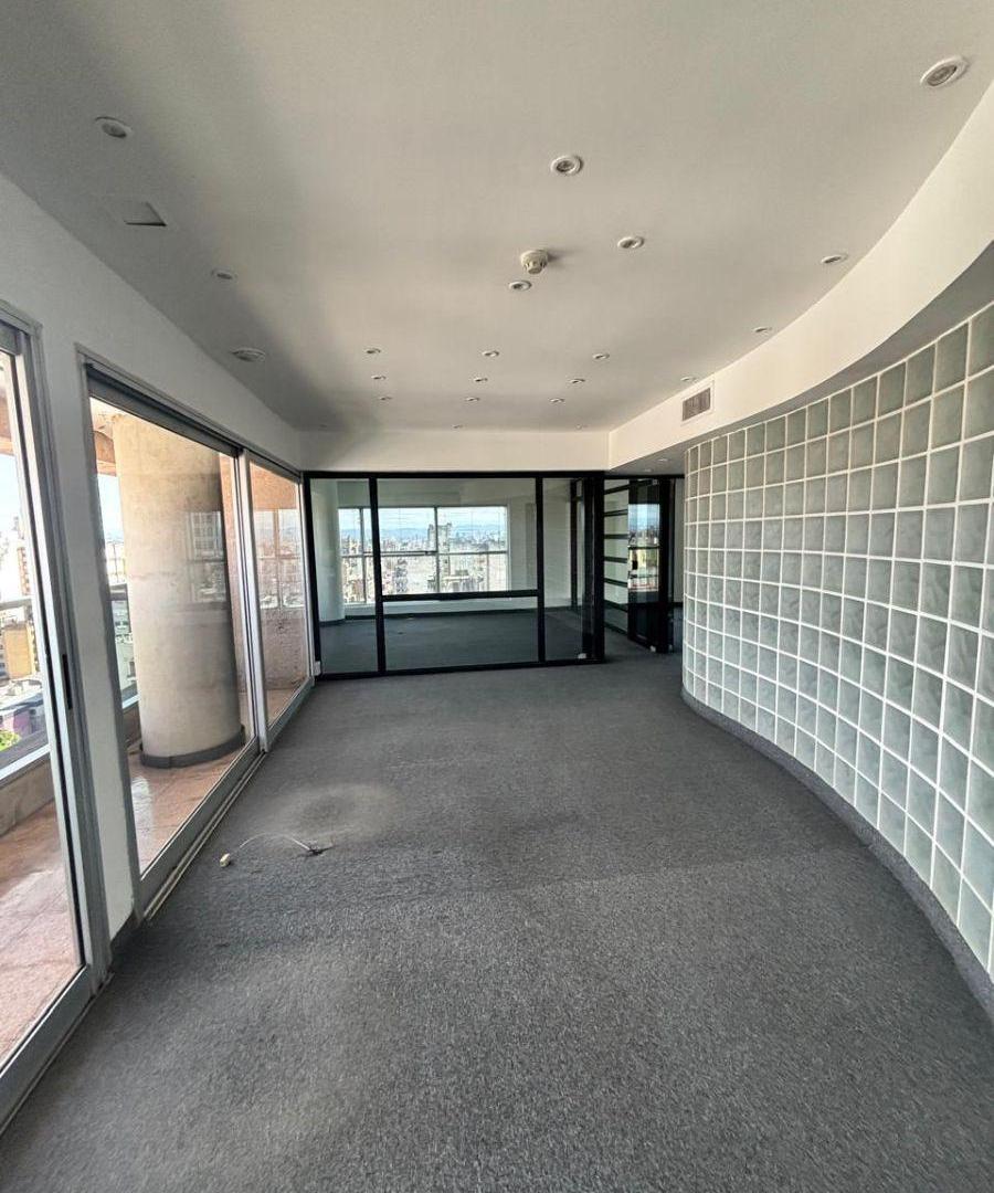 Foto de Oficina comercial de 150 m² en alquiler en Centro, imagen 5
