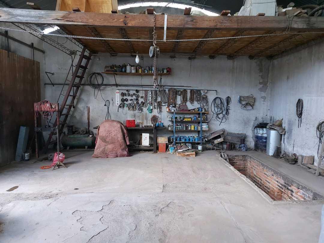 Oportunidad Casa en Venta Calle Ramón Calderón La Consulta 1