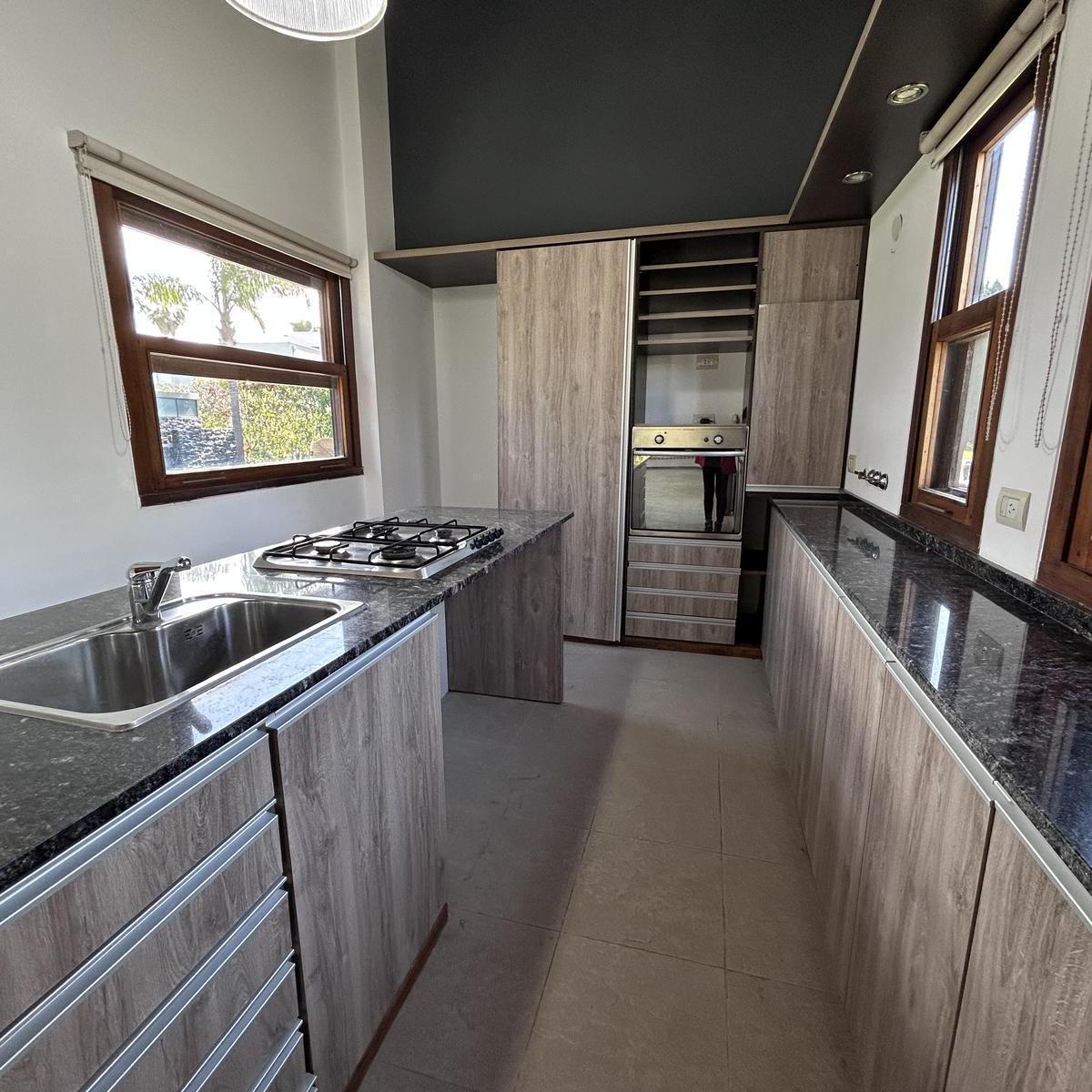 Venta Casa Funes Hills San Marino Funes 3 Dorm. Piscina Jardín Amplio Lote en Esquina 3