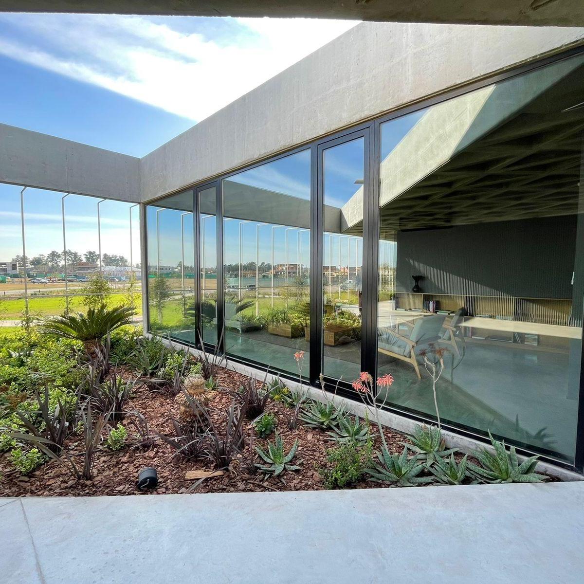 Venta Casa Funes Vida Barrio Cerrado 3 Dorm. Piscina Estrenar 5