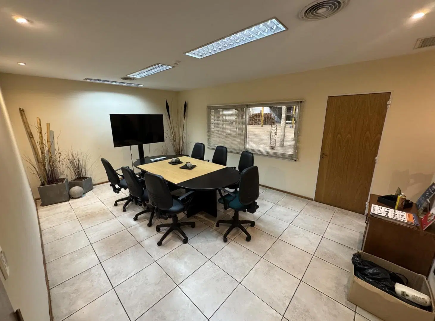 Venta Alquiler Deposito y Oficinas Rosario Zona Sur 2480 metros 2