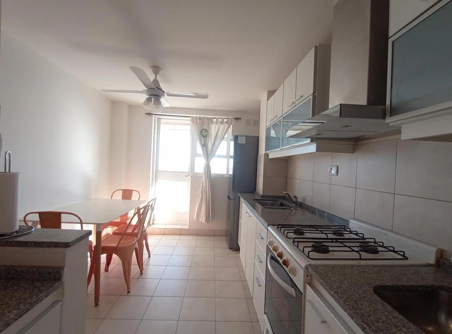 Venta Departamento Rosario barrio Martin 2 dormitorios Balcon cerrado Amenities 8