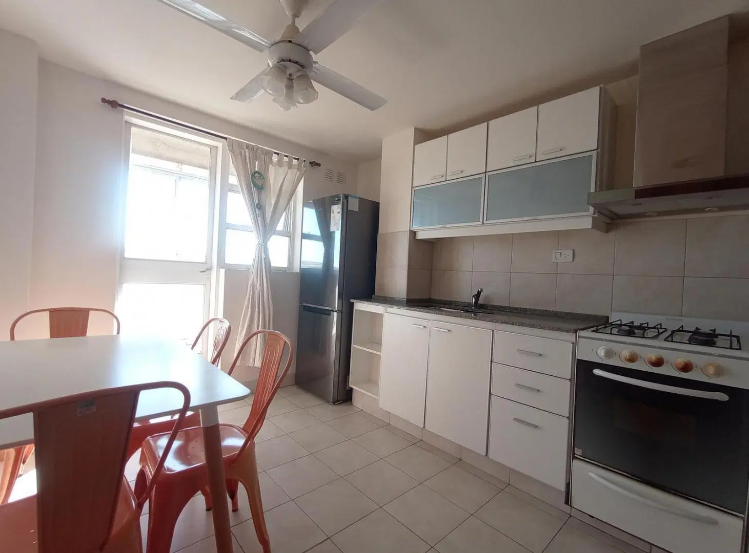 Venta Departamento Rosario barrio Martin 2 dormitorios Balcon cerrado Amenities 5