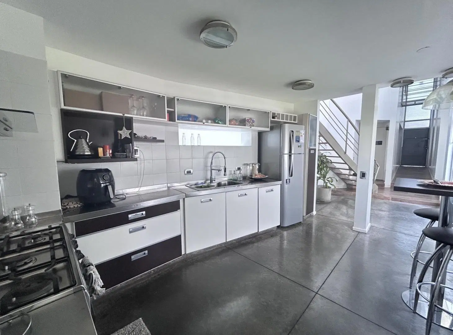 Venta casa rosario Barrio Espana y Hospitales 3 dormitorios piscina 2
