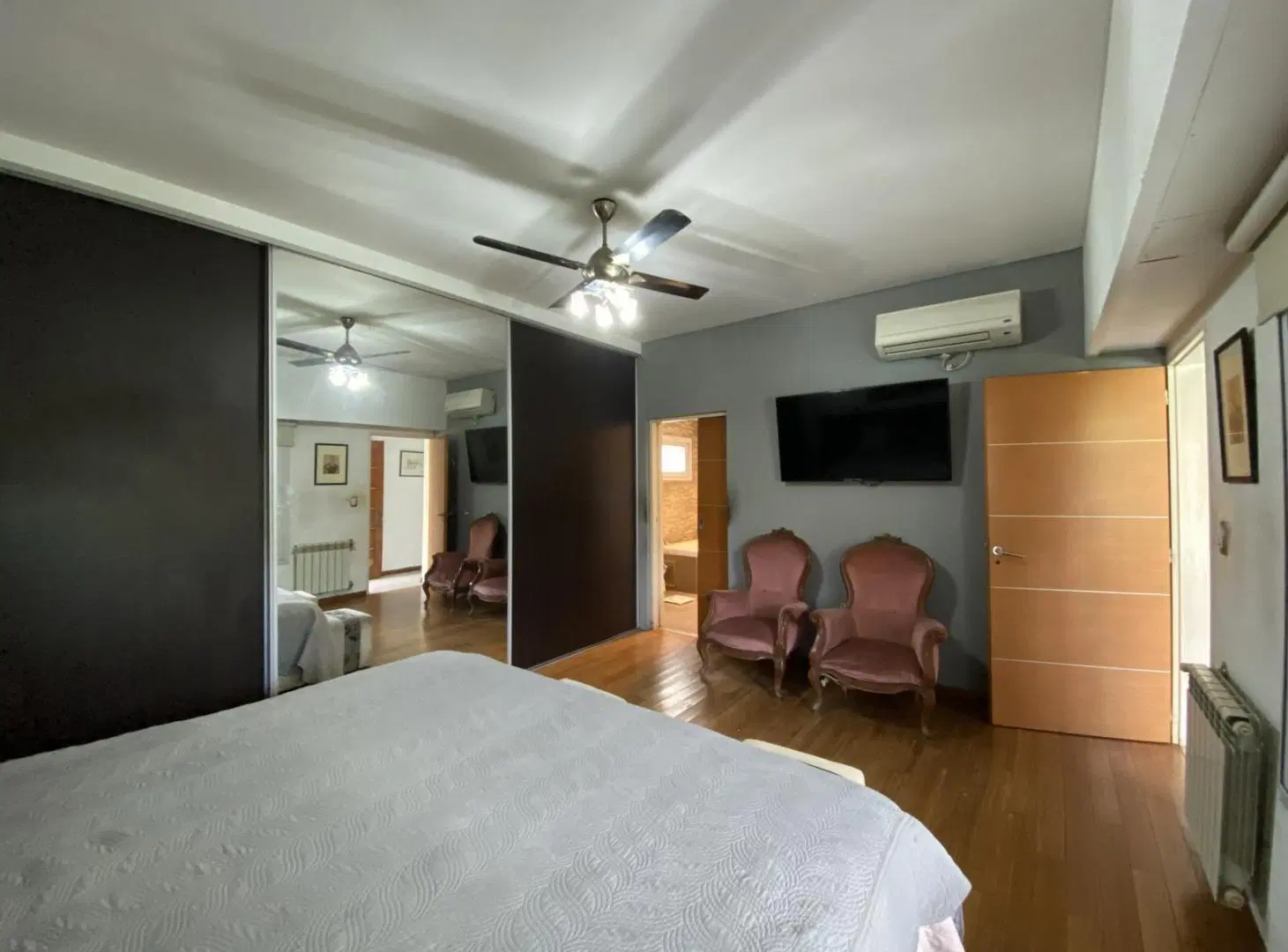 Venta Casa Rosario Alberdi 4 Dormitorios Terraza Galería Parrillero Pileta Cocheras 8