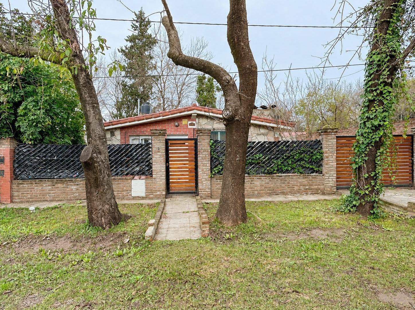 Foto de Venta casa Funes 2 dormitorios zona 1 Irigoyen, imagen 2