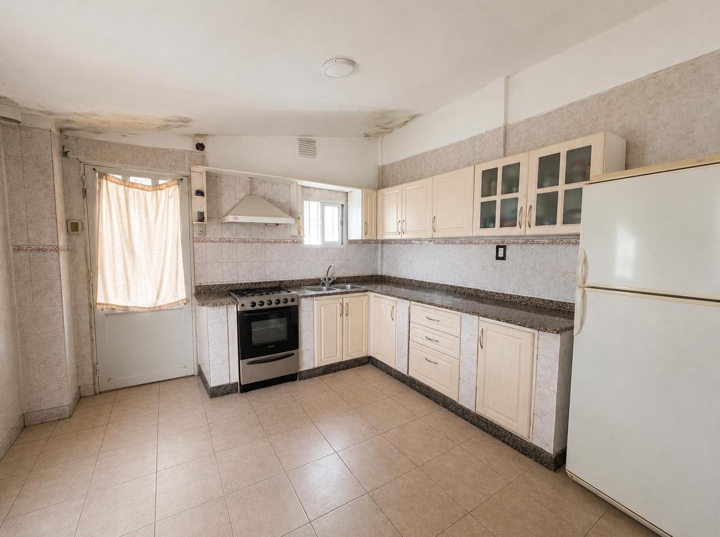 Foto de Venta casa Funes 2 dormitorios zona 1 Irigoyen, imagen 4