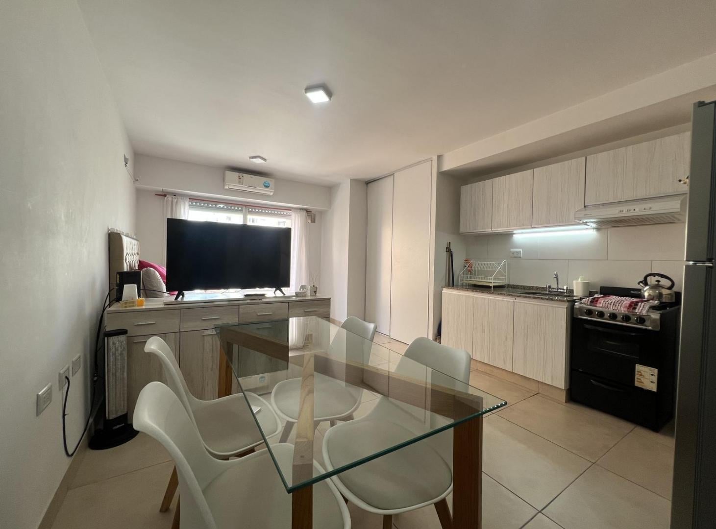 Foto de Venta Departamento Rosario Centro Monoambiente Balcon despejado Luminoso, imagen 5