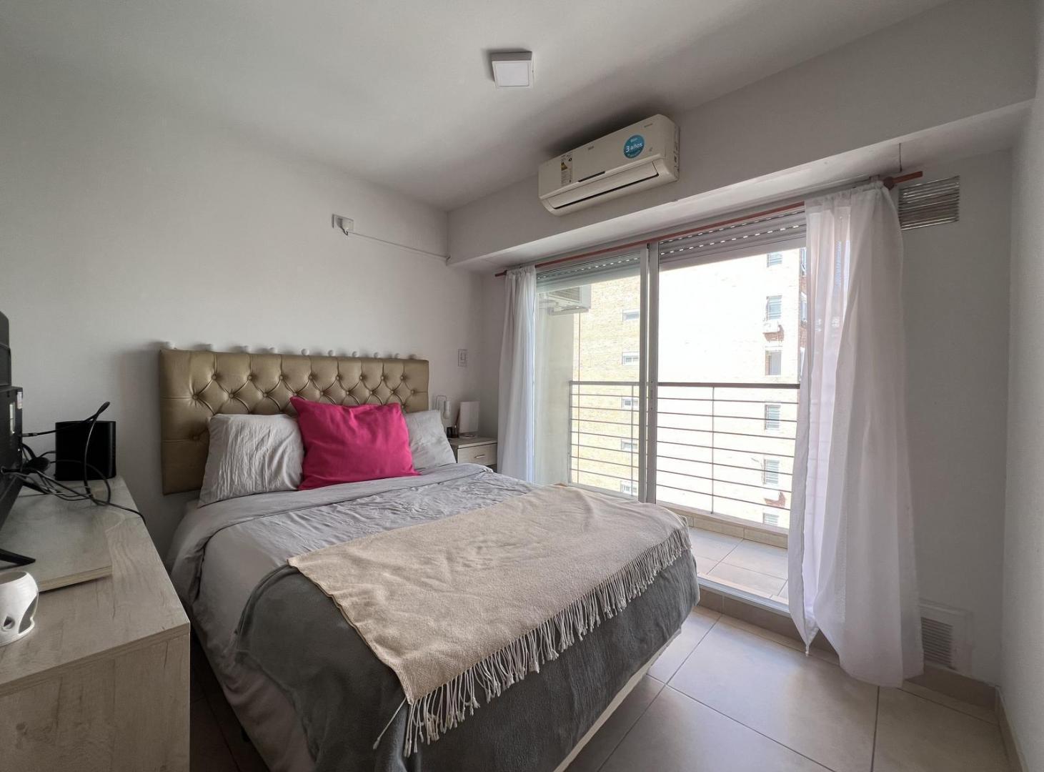 Foto de Venta Departamento Rosario Centro Monoambiente Balcon despejado Luminoso, imagen 3