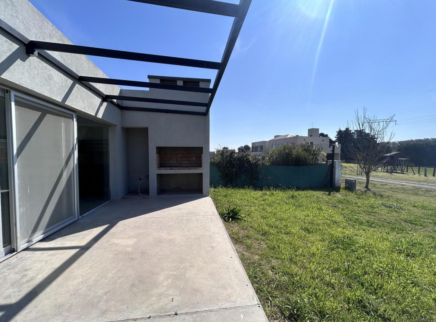 Foto de Venta casa Pueblo Esther barrio cerrado Brisanova 2 dormitorios estrenar, imagen 3