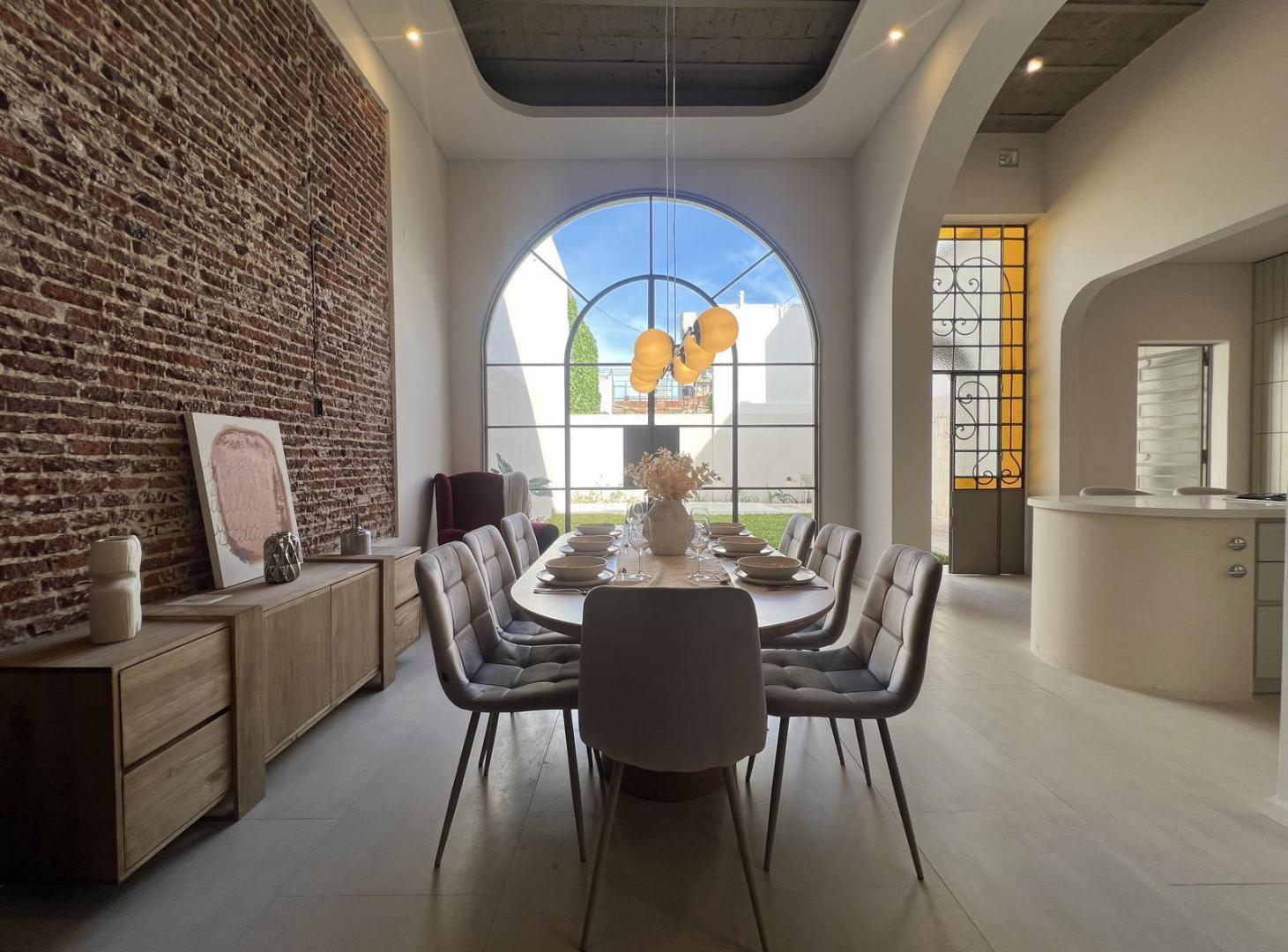 Foto de Venta Casa Rosario Abasto 4 dormitorios Cochera Patio Pileta Parrilla, imagen 3