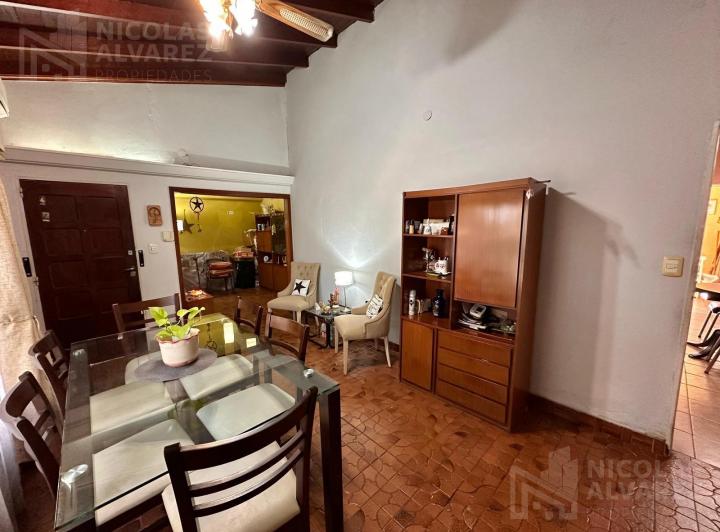 Casa en Venta con Jardín y cochera! - Ituzaingo 5
