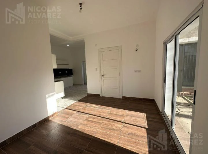 Casa en alquiler 4 ambientes en Haedo con parque y quincho! 5