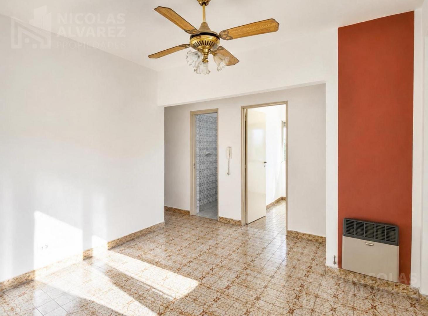 Venta Departamento 2 ambientes con patio - Ramos Sur