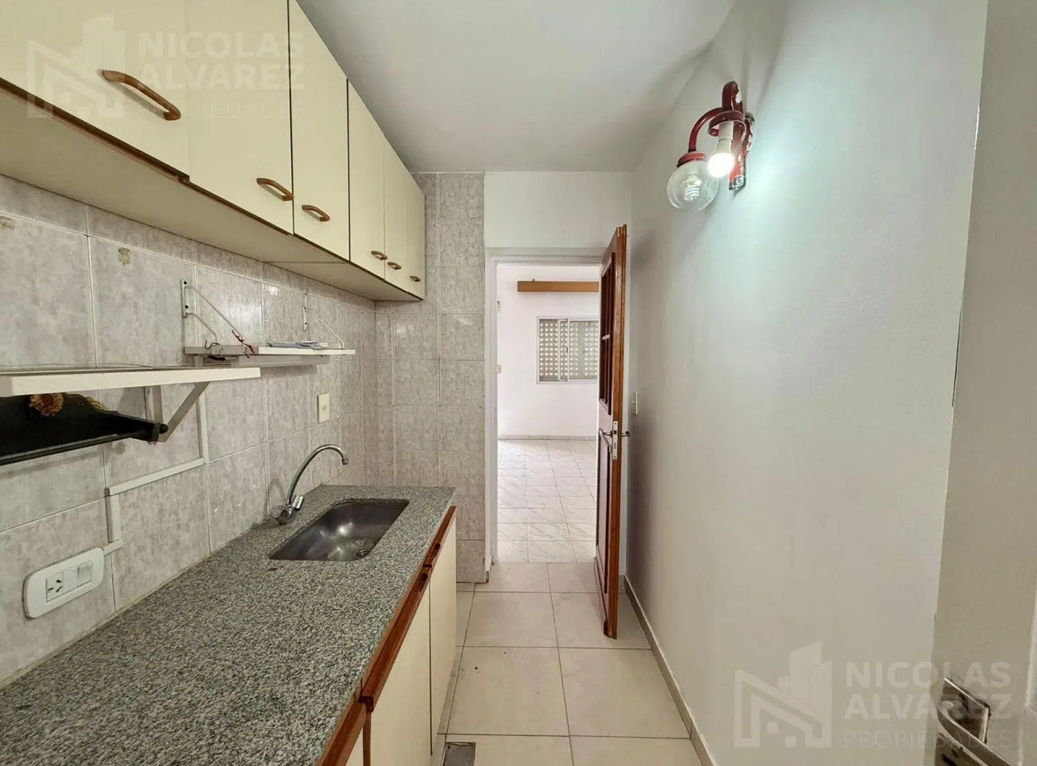 Departamento en Venta de 2 ambientes con patio! - Ramos Mejía 4
