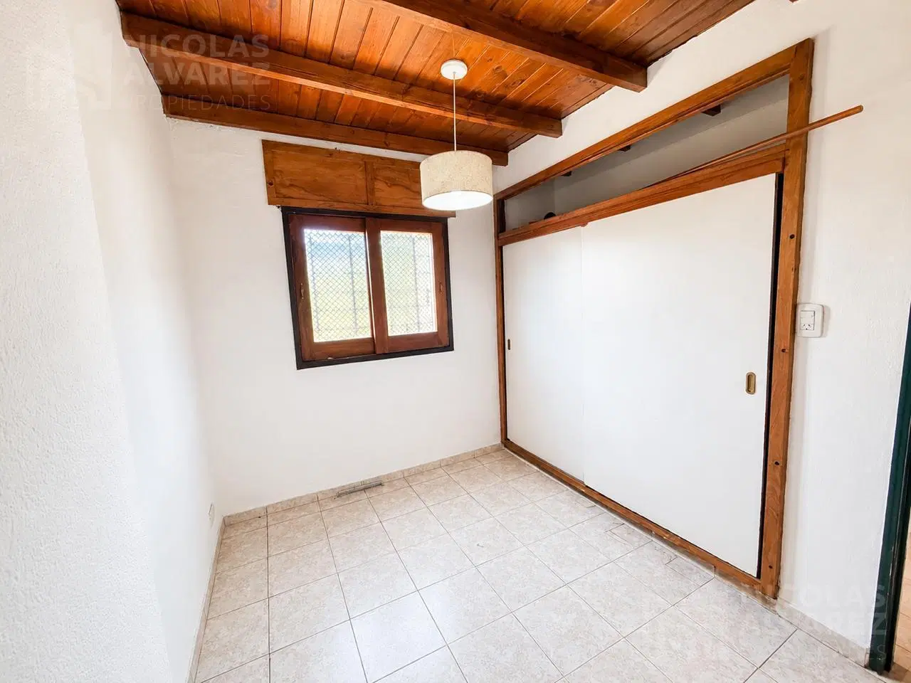 Alquiler - Departamento de 2 ambientes en Lomas del mirador 3