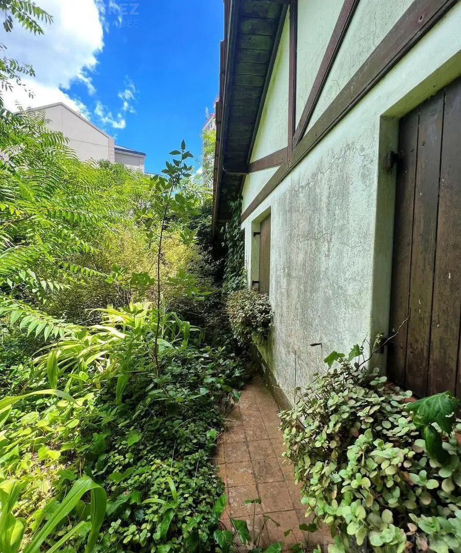 Lote terreno en venta 720m2 Super Centrico, ideal inversor - Villa Gesell 4