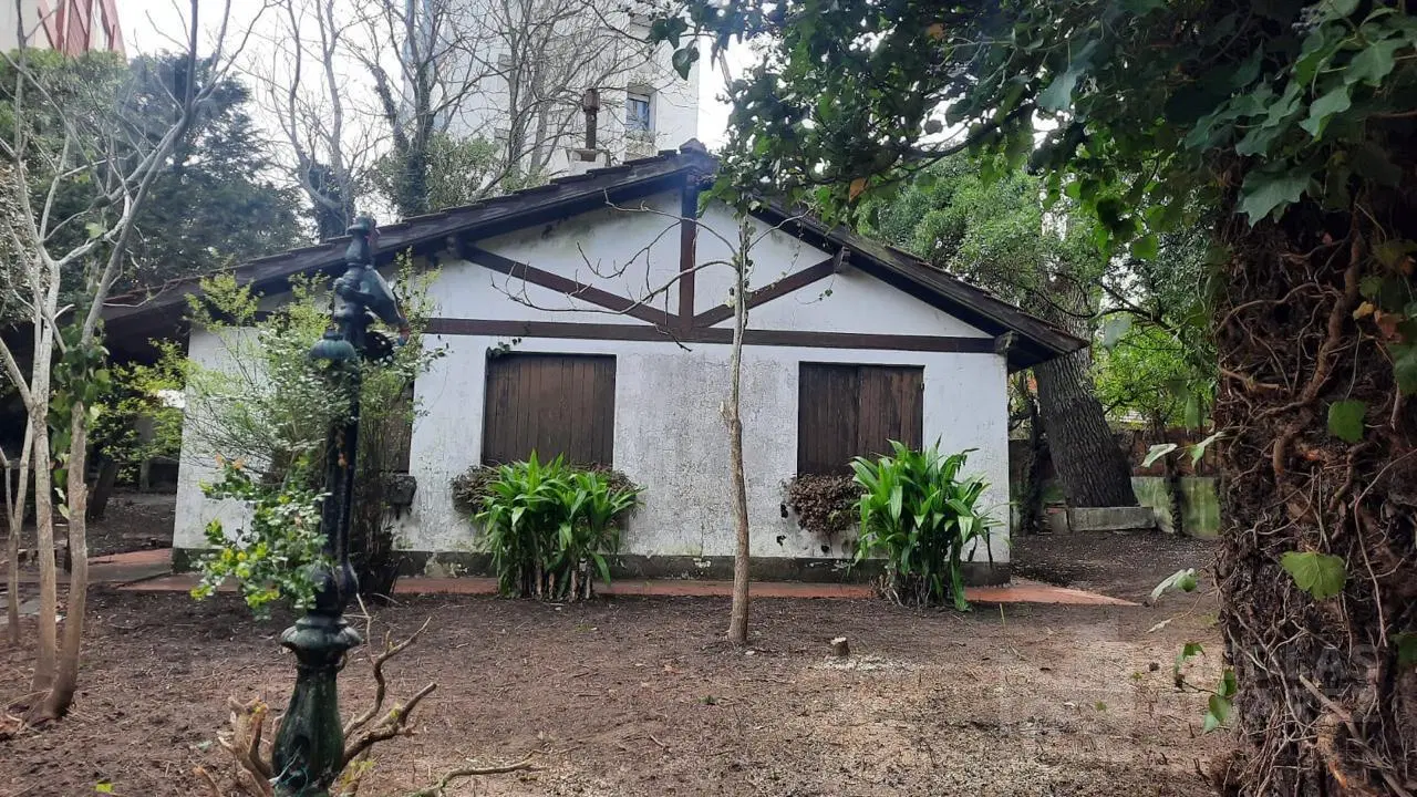 Lote terreno en venta 720m2 Super Centrico, ideal inversor - Villa Gesell 1