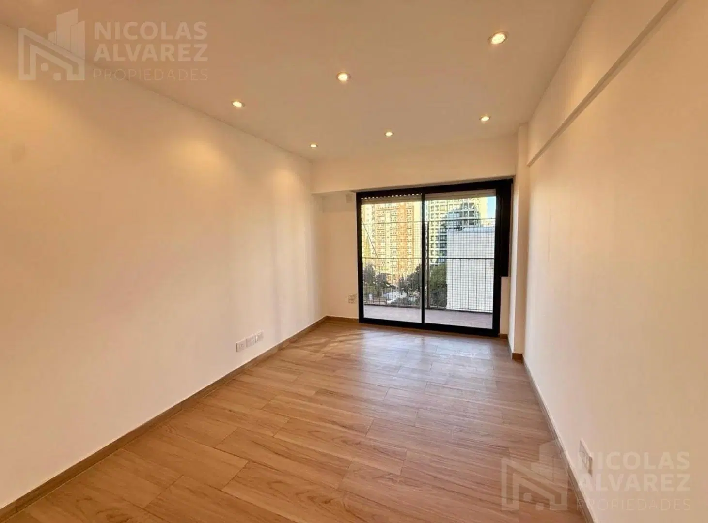 Venta Departamento 2 ambientes con balcón reciclado a nuevo! - Ramos centro 1