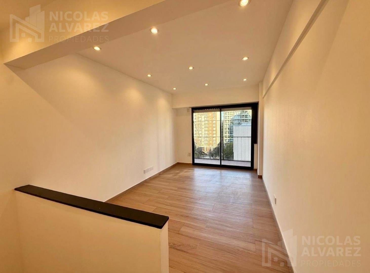 Venta Departamento 2 ambientes con balcón reciclado a nuevo! - Ramos centro