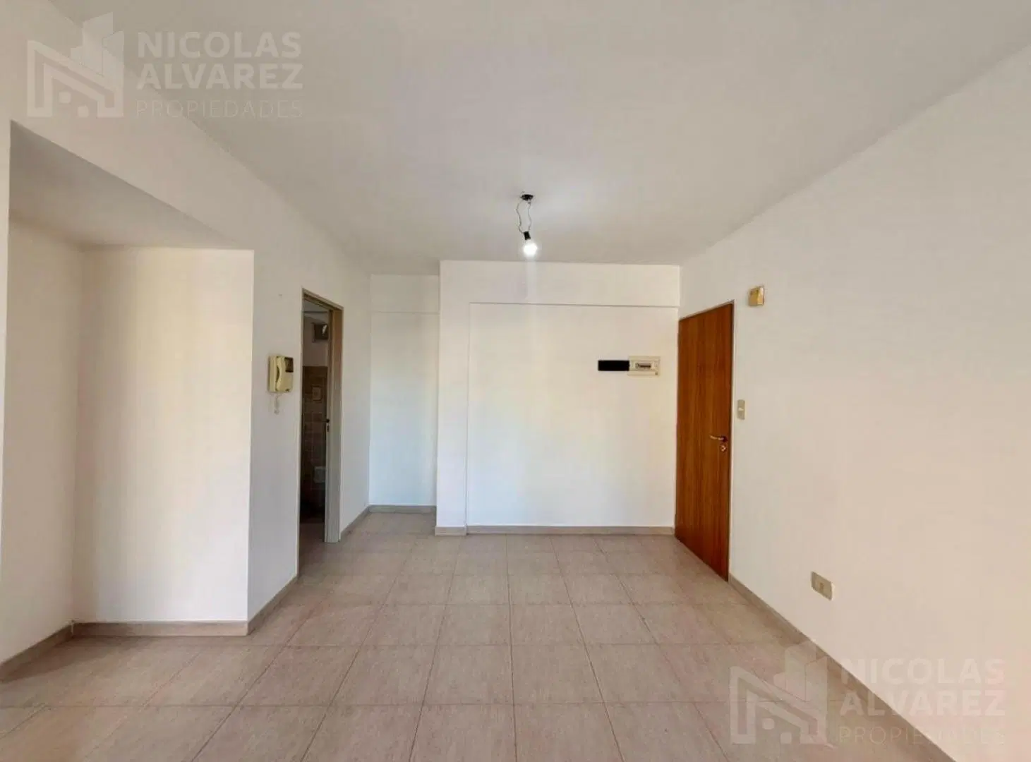Alquiler Departamento 2 ambientes con balcón! Haedo Norte 2