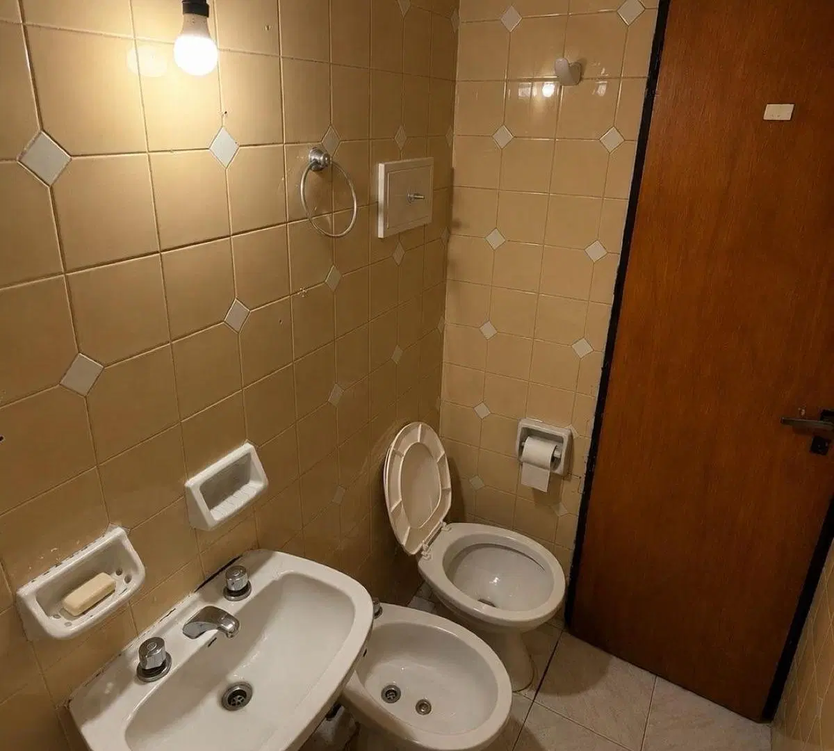 Dúplex 2 ambientes con patio en alquiler, Bajas Expensas! San Justo 5