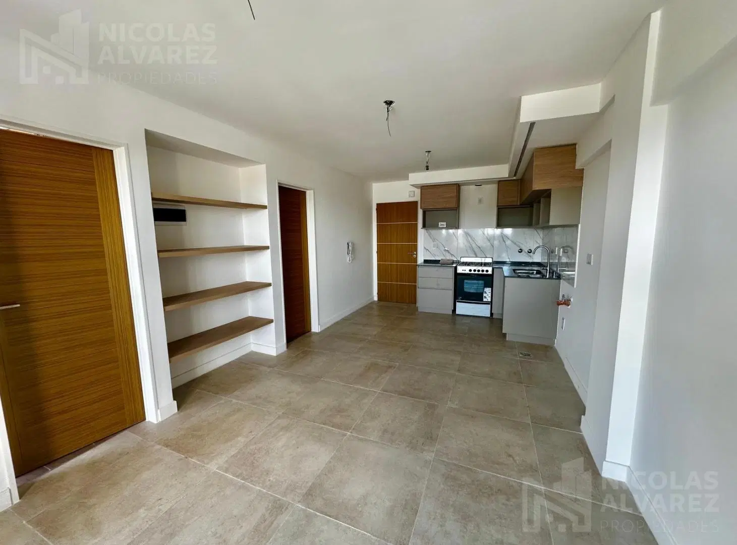 Alquiler Departamento 2 ambientes con balcón al frente! - Morón Sur 2