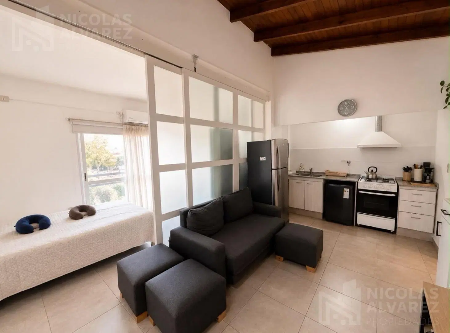 Venta Departamento Monoambiente muy luminoso! - Ciudadela Sur 4
