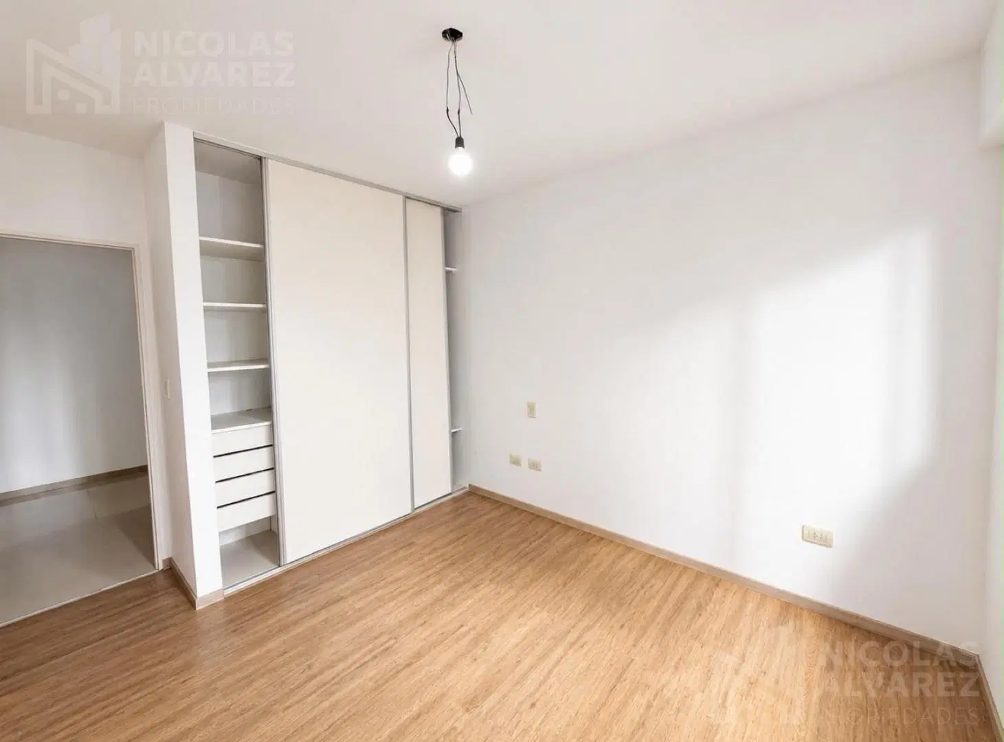 Venta Departamento 2 ambientes con balón y cochera! - Ramos Norte 8