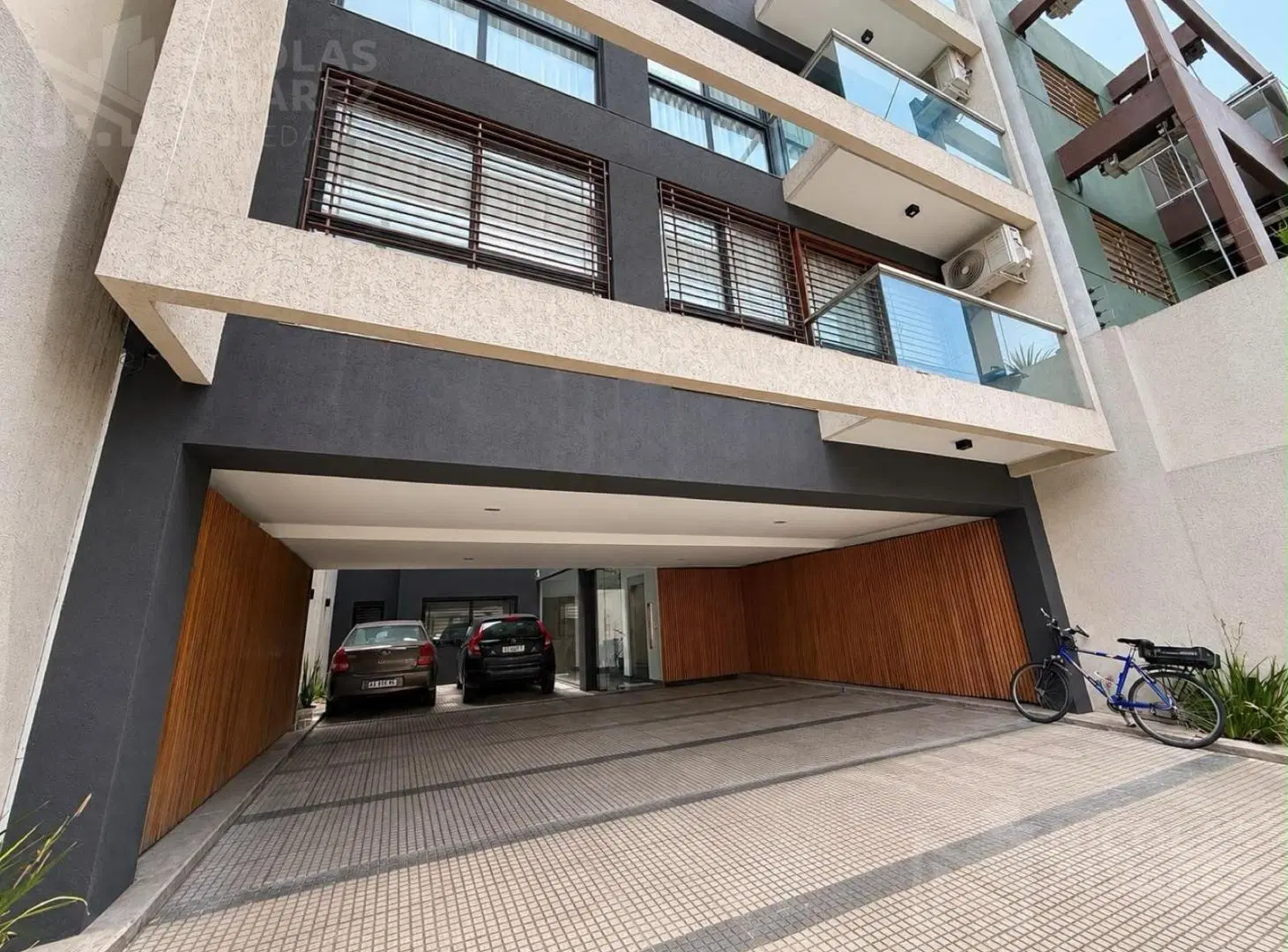 Alquiler Semipiso 2 ambientes con cochera! Ramos Mejía 4