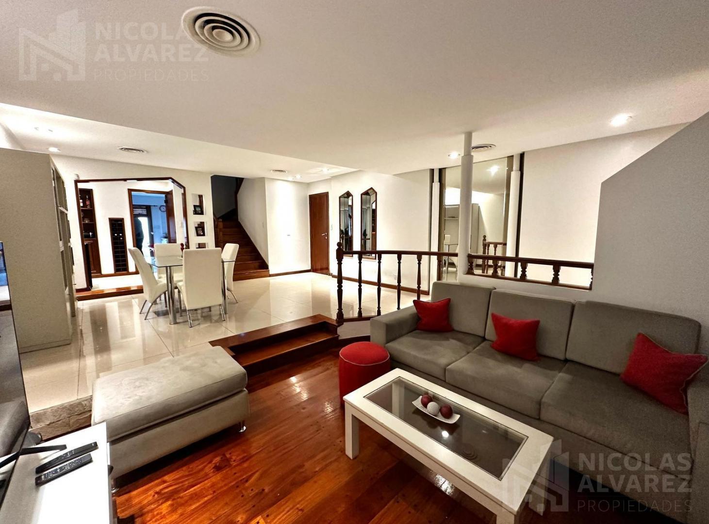 Foto de Espectacular Casa en Alquiler 5 ambientes con Pileta! Ramos Mejia Sur, imagen 3
