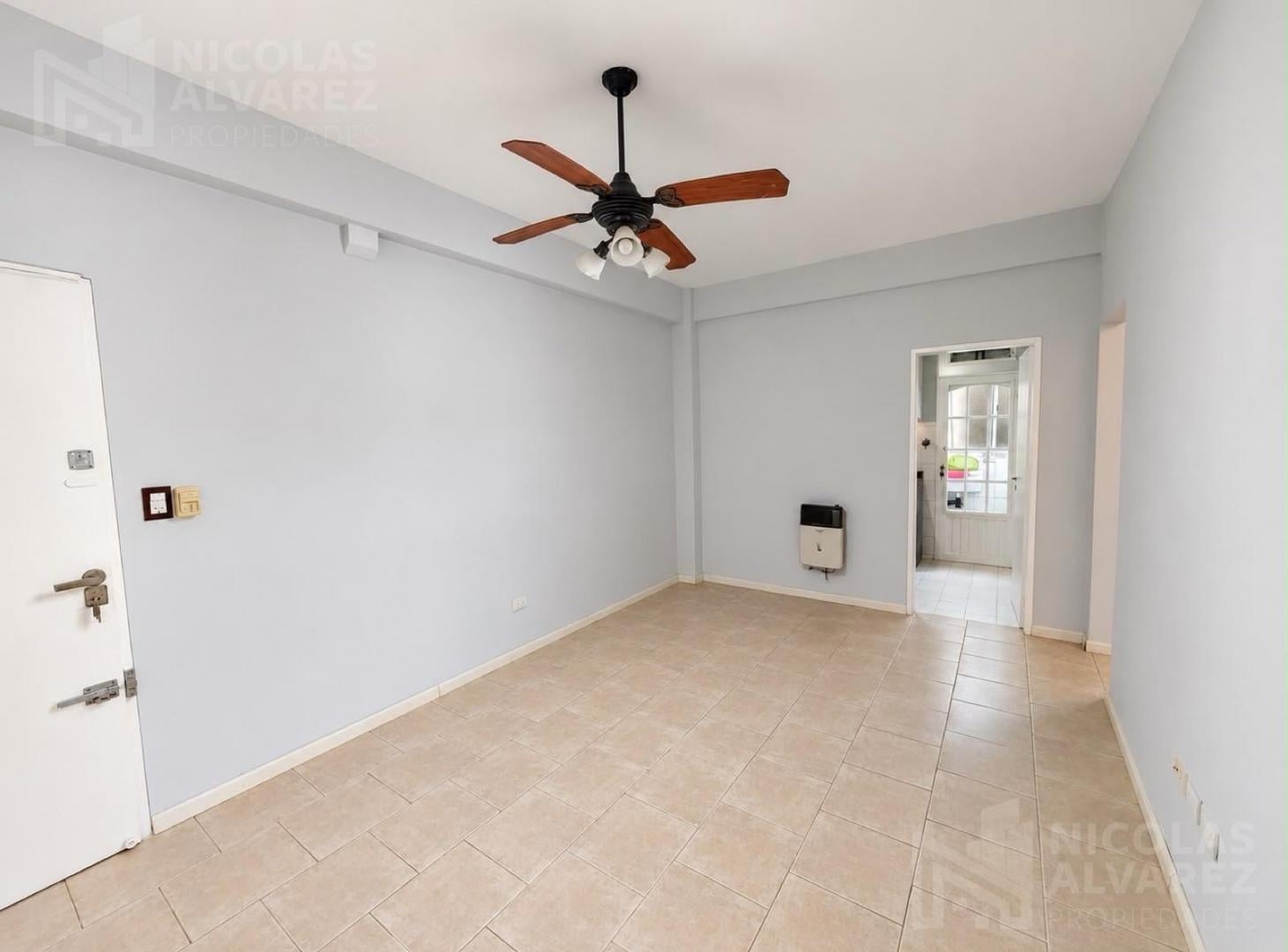 Foto de Venta Departamento 3 ambientes con lavadero! - Ramos Mejía, imagen 2