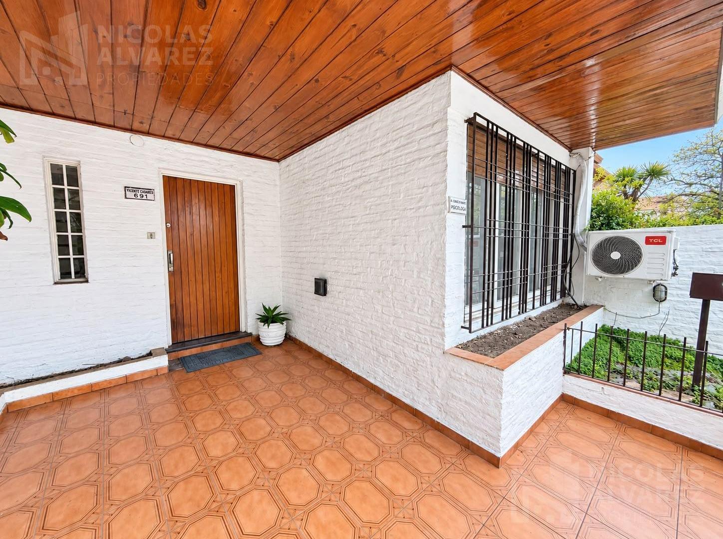 Foto de Venta PH 4 ambientes con cochera! - Ramos Mejía, imagen 1