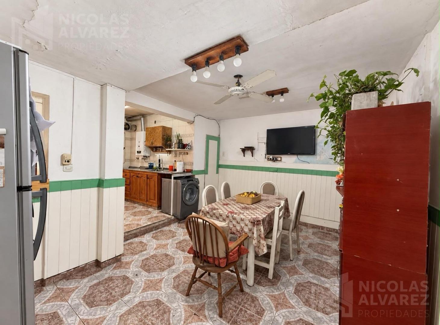 Foto de Venta PH 3 ambientes con patio! - Haedo Sur, imagen 1