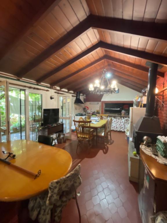 Chalet San Carlos 4 Ambientes con Quincho 3