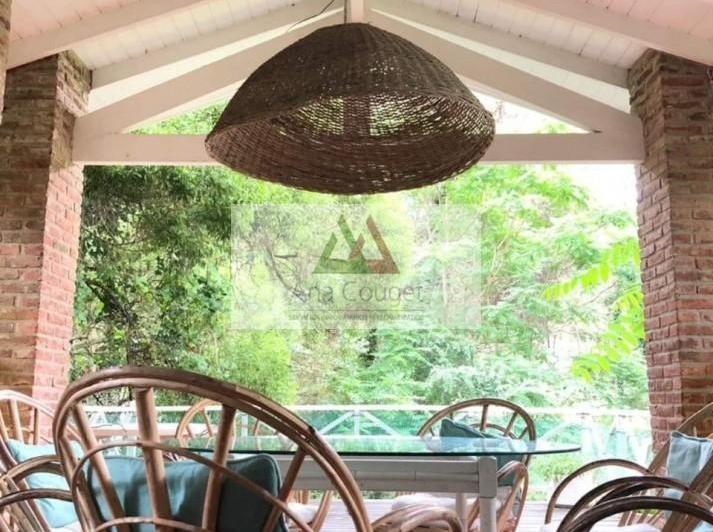 Foto de Gran casa en excelente ubicacion en Carilo.-, imagen 5