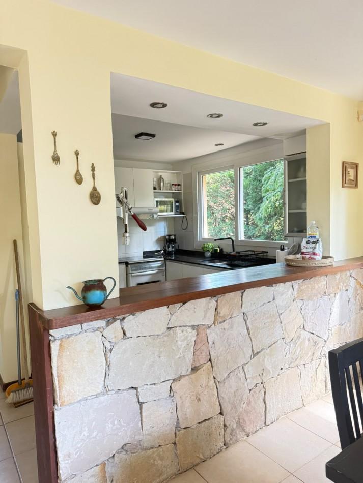 Foto de Esplendida casa en Carilo en excelente ubicacion., imagen 3