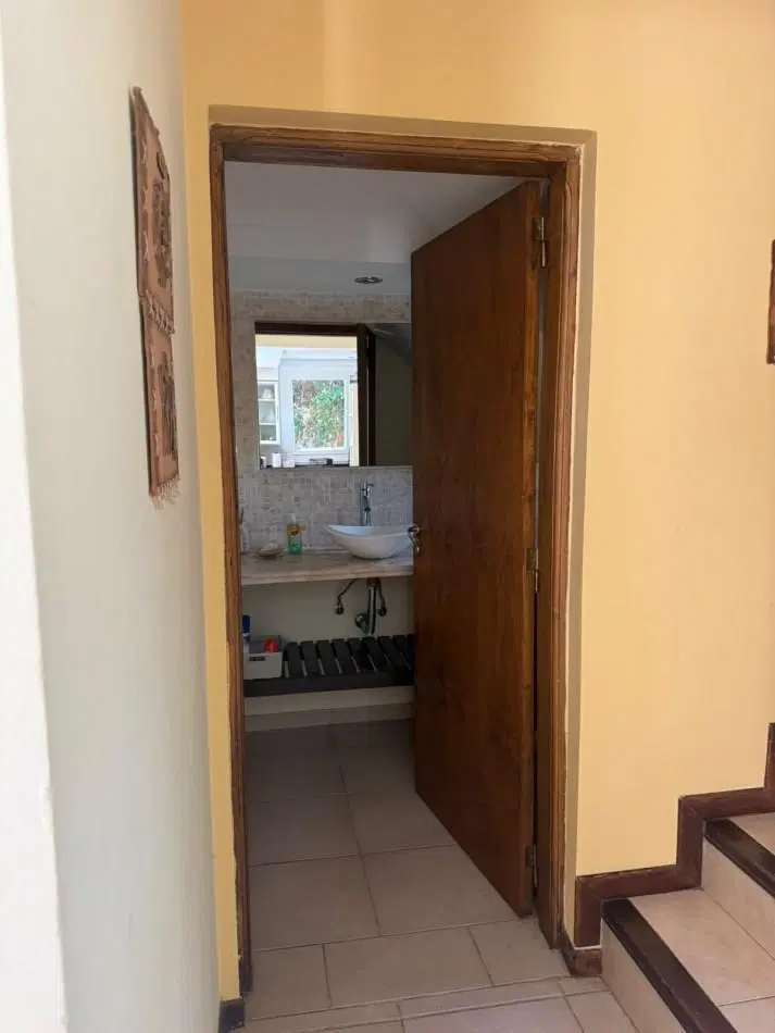 Esplendida casa en Carilo en excelente ubicacion. 5