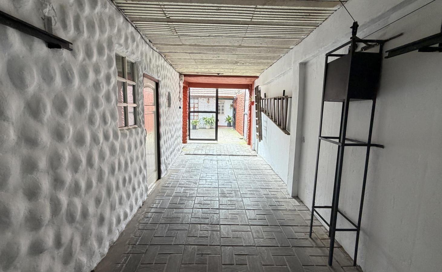 Foto de INVERSIÓN | VIVIENDA RENTA - PH 3 AMBIENTES 3 LOFTS DE 1 AMB, FRENTE AL, imagen 2