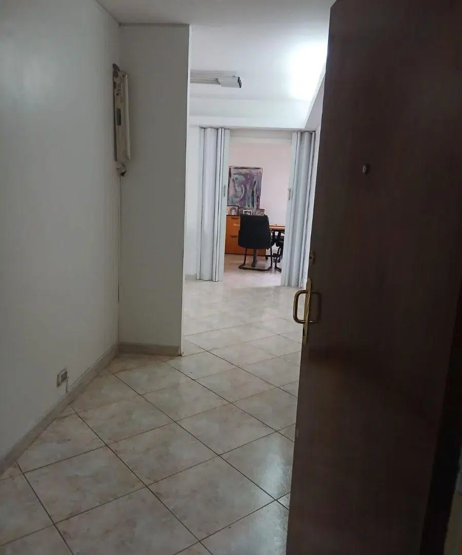 Oficina comercial/consultorio de 115 m² en venta, Monserrat CABA 8