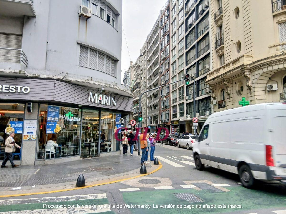 Foto de ¡Excelente oportunidad comercial en Tribunales! Local de 134 m² con, imagen 2