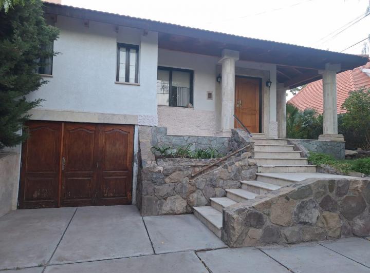 Venta Hermosa Casa Barrio Dalvian 3