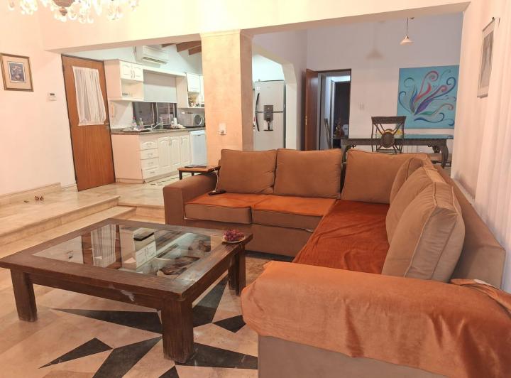 Venta Hermosa Casa Barrio Dalvian 4
