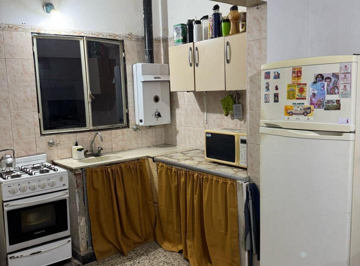 OPORTUNIDAD!!! DOS CASAS EN MONTEVIDEO 5900 5
