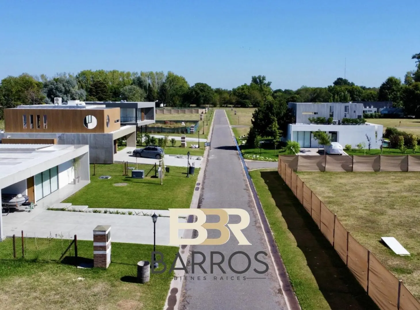 Venta terreno Barrio cerrado del golf 3