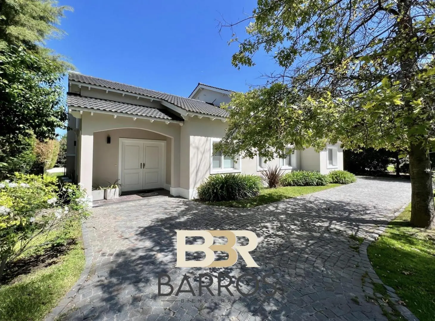 Venta casa Campos de Alvarez 4