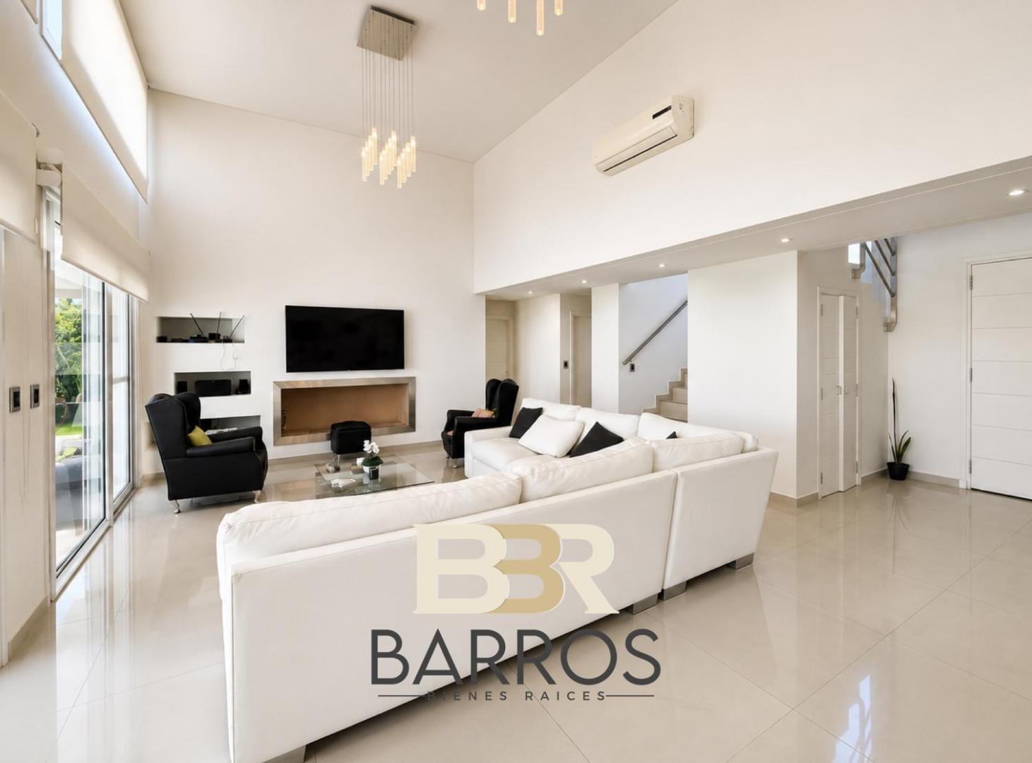 Foto de Venta Casa Terravista fondo lago, imagen 2