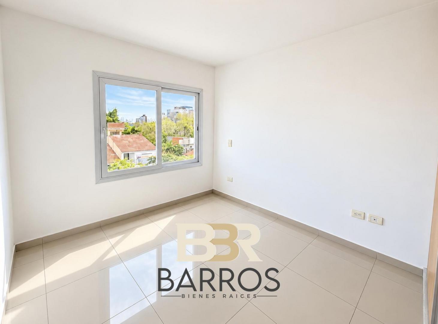 Foto de Venta Departamento 2 ambientes cochera balcon, imagen 3