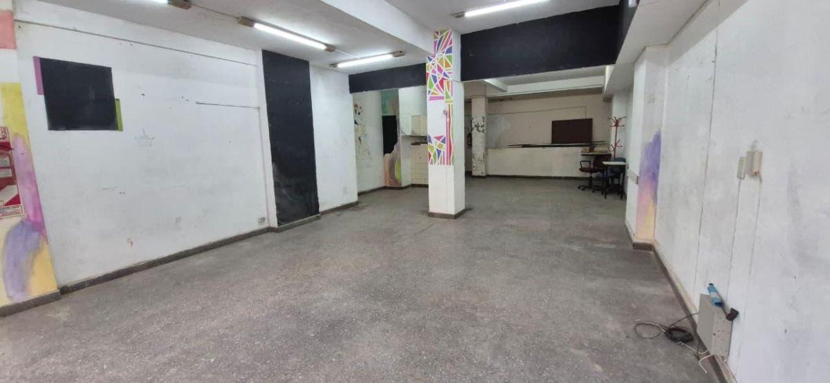 Foto de Excelente local en Balvanera, imagen 1