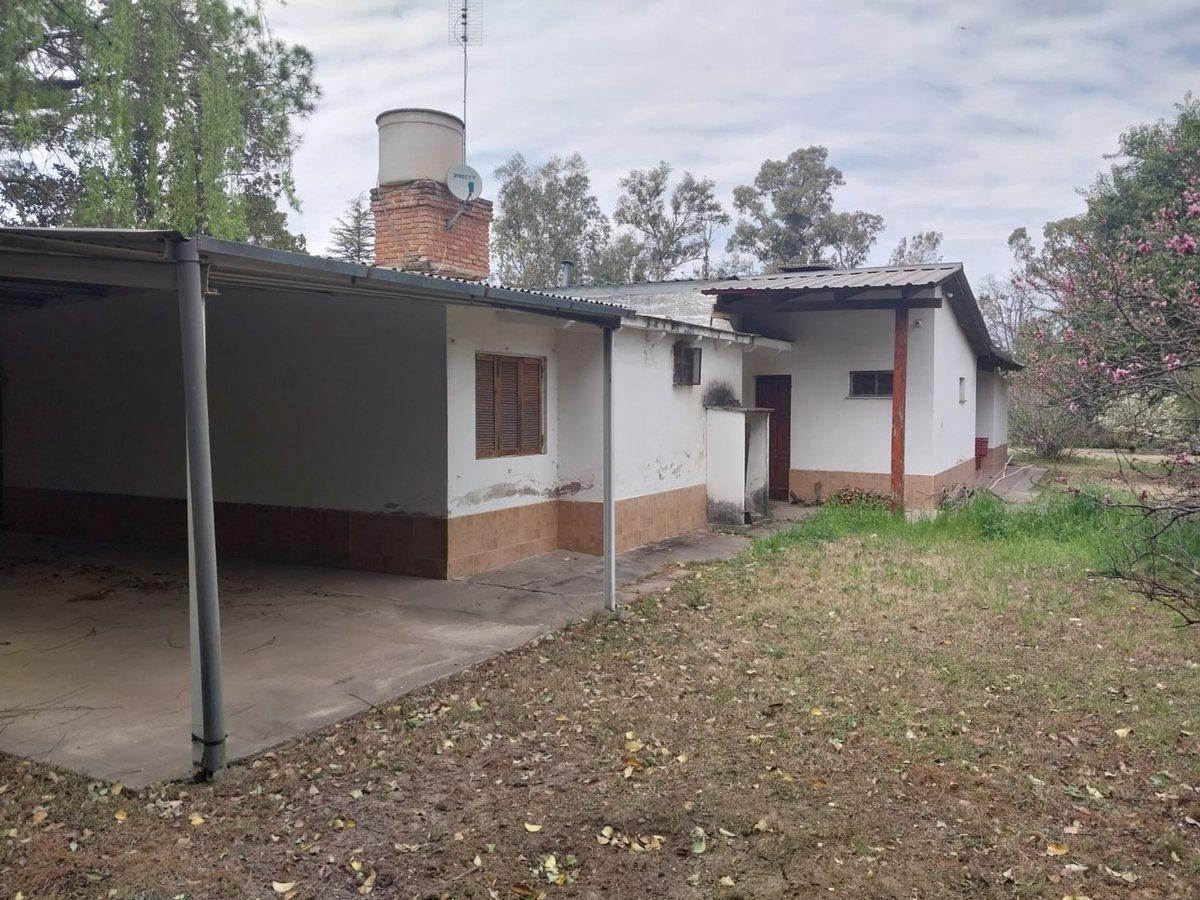 Casa en Anisacate con Pileta y Gran Parque 4